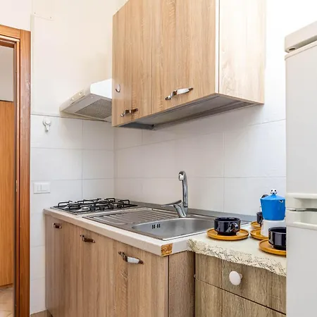 Guesthost - Comfy Appartement