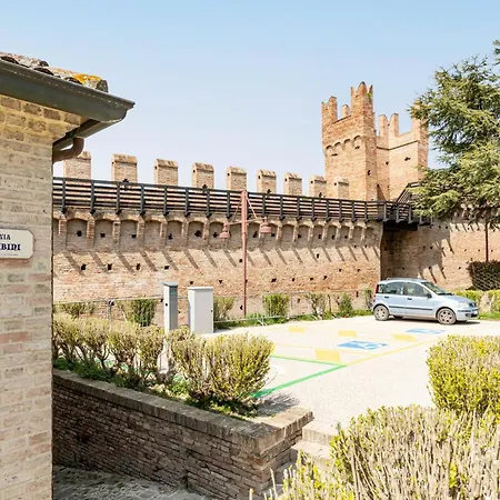 Guesthost - Comfy * Gradara